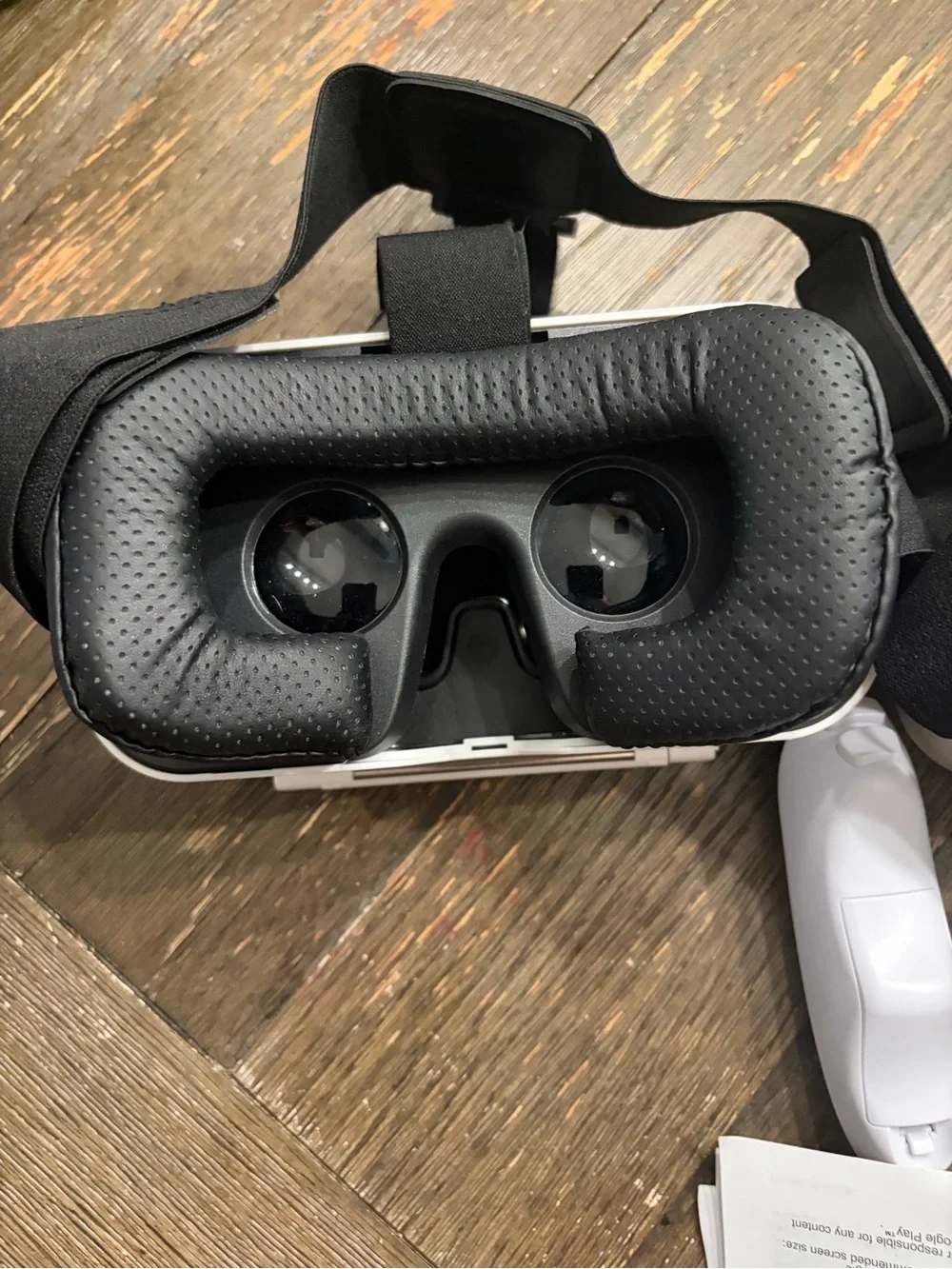 Sharper Image White and Black VR Headset with Controller - Pack of 2